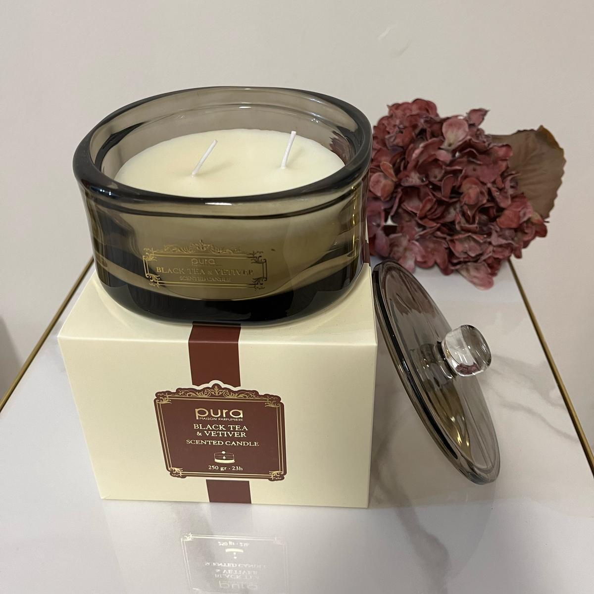Candela Profumata 250g – Black Tea & Vetiver